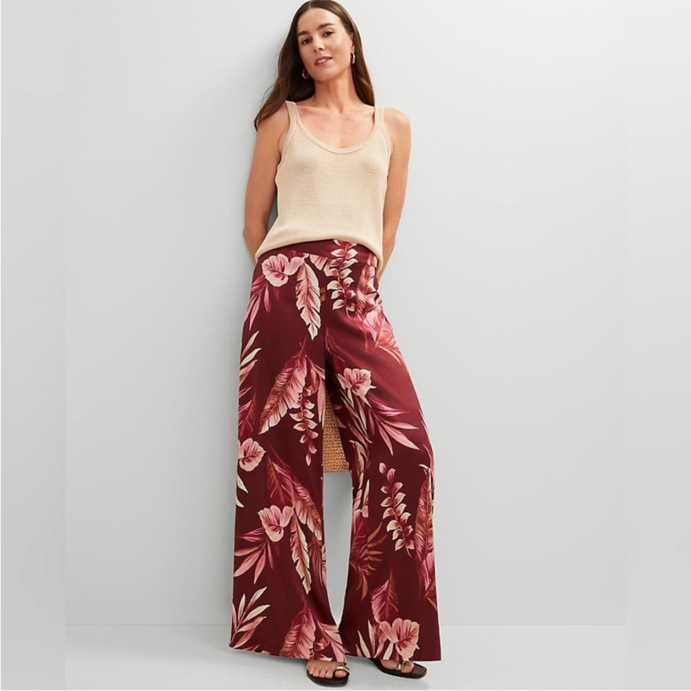 NWT! Ann Taylor Studio Collection Dramatic Wide-Leg Silk Pant in Tropical Print🖤